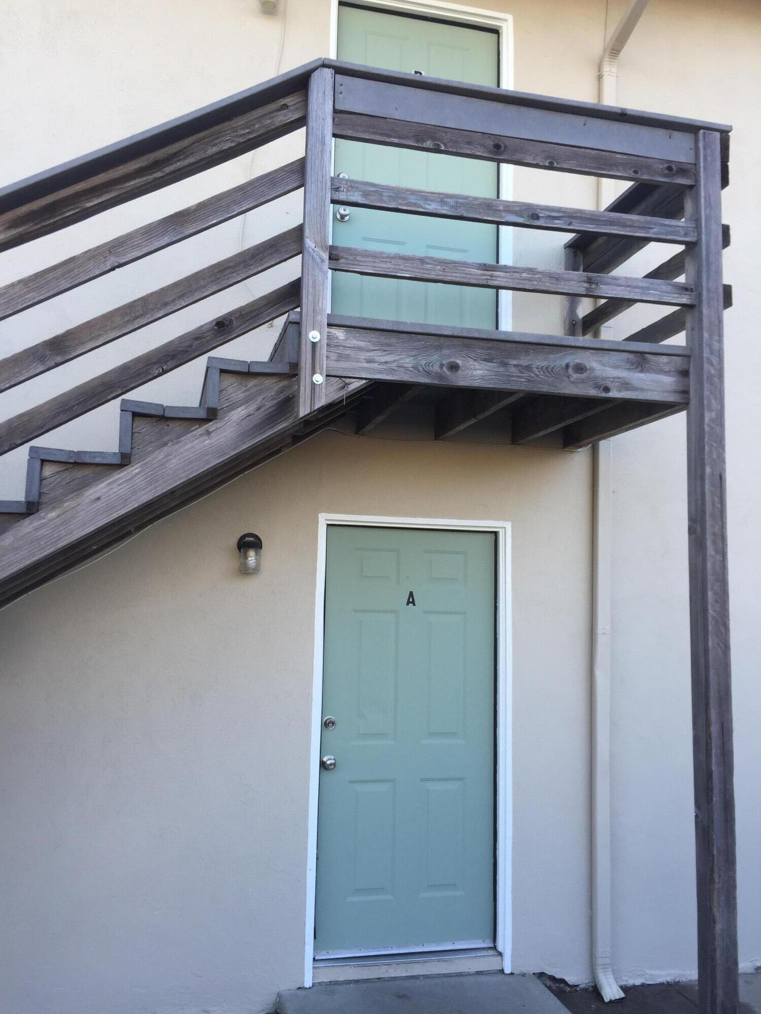 6618 Pasado Road Isla Vista, CA 93117 - Photo 2 of 15 Entrances