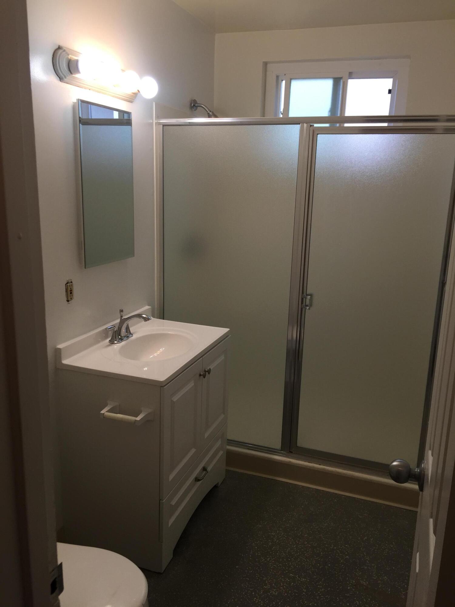 6618 Pasado Road Isla Vista, CA 93117 - Photo 6 of 15 BAth