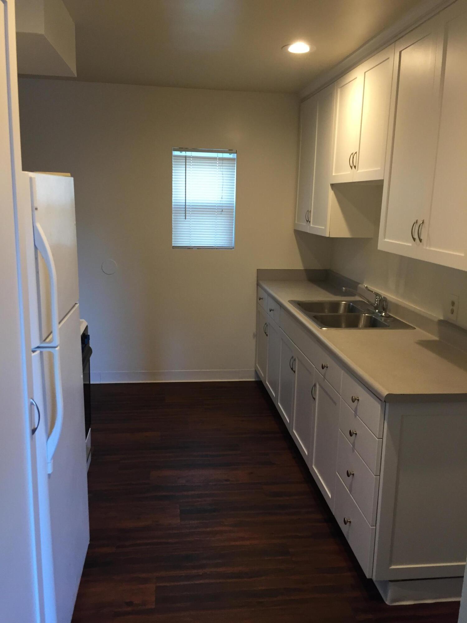6618 Pasado Road Isla Vista, CA 93117 - Photo 10 of 15 Kitchen sink/cabs