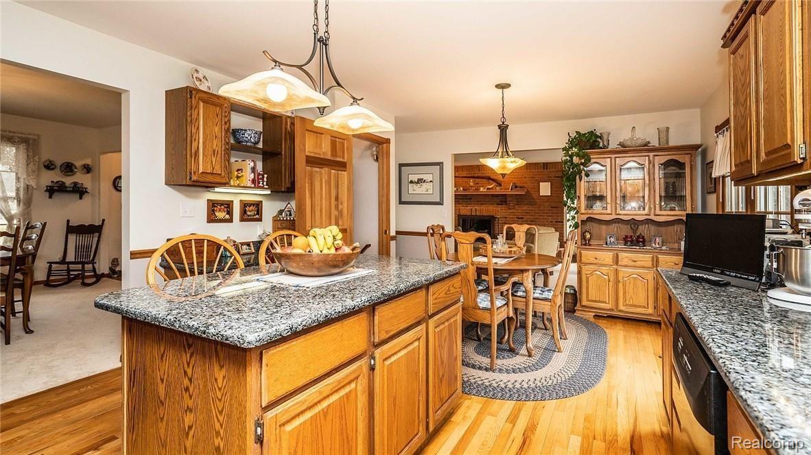 3301 Byron Road Howell, MI 48855 - Photo 13 of 61 017_45.jpg