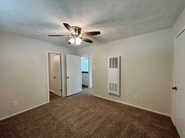 $785 | 3629 North MacGregor Way, Unit 4, Houston, TX 77004