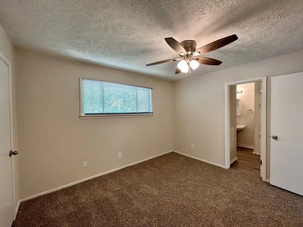 $785 | 3629 North MacGregor Way, Unit 4, Houston, TX 77004