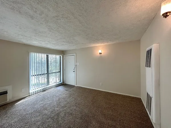 $785 | 3629 North MacGregor Way, Unit 4, Houston, TX 77004