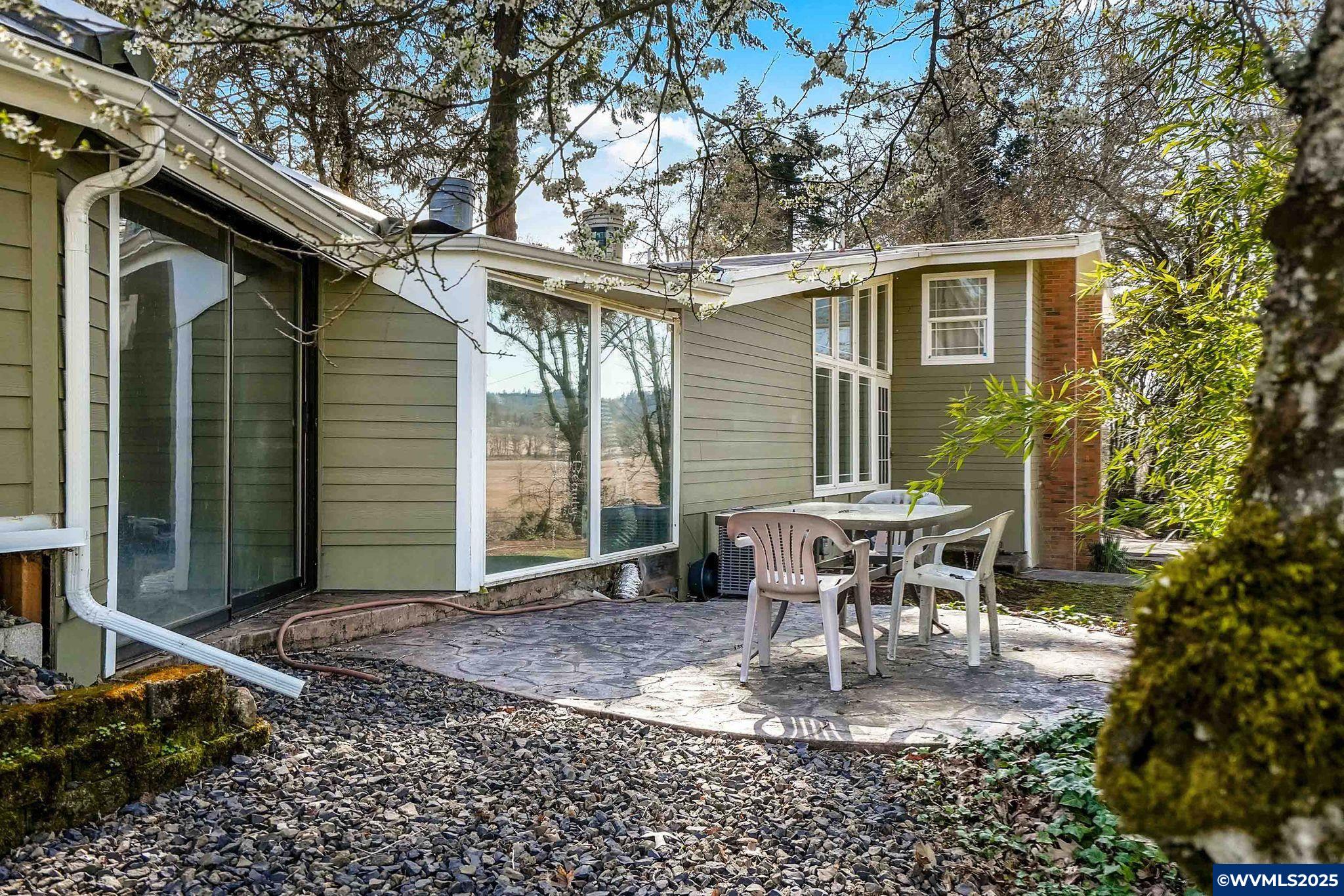 3411 Delaney Road Southeast Salem, OR 97317 - Photo 7 of 50 Gallery Image 7