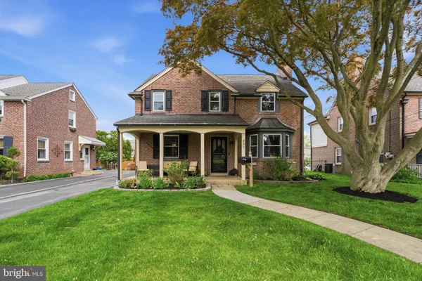 $435,000 | 827 Harper Avenue, Drexel Hill, PA 19026