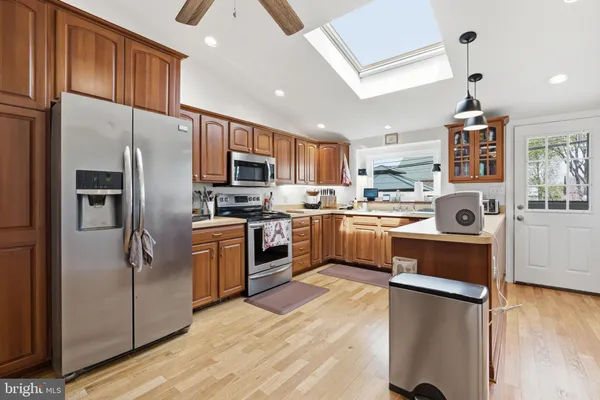 $435,000 | 827 Harper Avenue, Drexel Hill, PA 19026