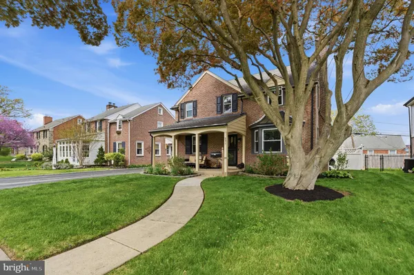 $435,000 | 827 Harper Avenue, Drexel Hill, PA 19026