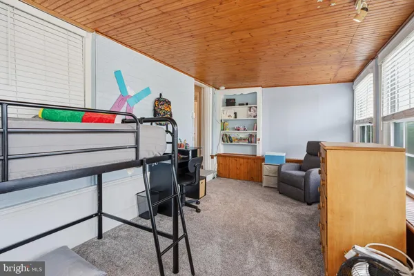 $435,000 | 827 Harper Avenue, Drexel Hill, PA 19026