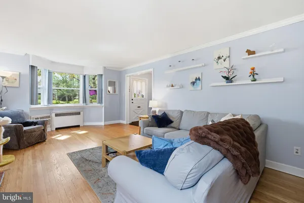 $435,000 | 827 Harper Avenue, Drexel Hill, PA 19026