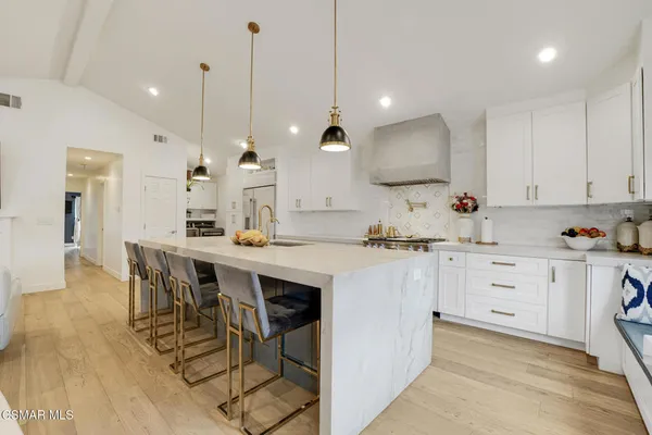 $398,000 | 152 Via Rosal, Camarillo, CA 93012
