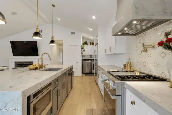 $398,000 | 152 Via Rosal, Camarillo, CA 93012