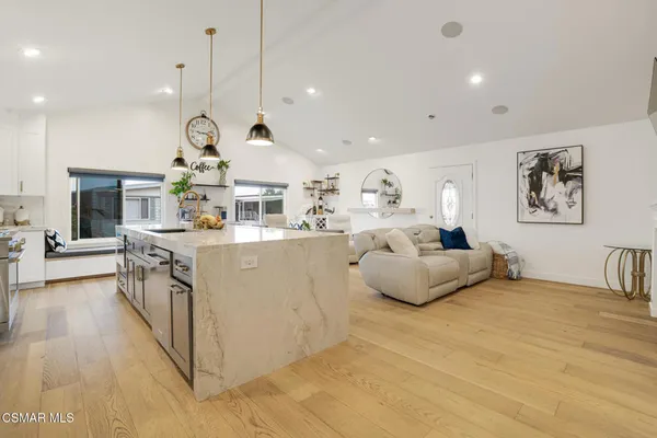 $398,000 | 152 Via Rosal, Camarillo, CA 93012