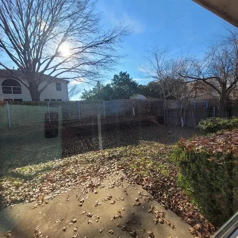 $2,095 | 825 Stafford Station Drive, Saginaw, TX 76131