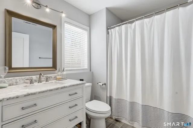 $515,000 | 1320 Chopsey Hill Road, Bridgeport, CT 06606