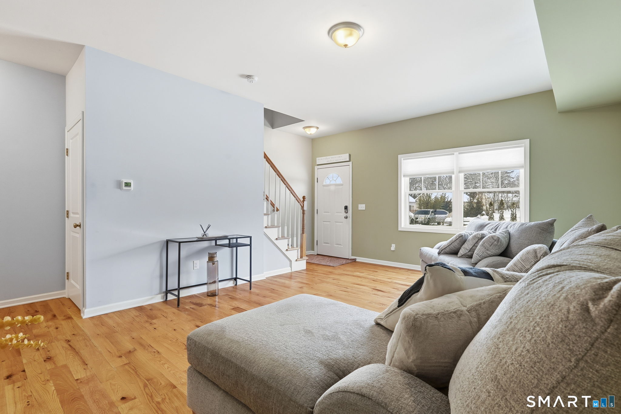 1320 Chopsey Hill Road Bridgeport, CT 06606 - Photo 4 of 21