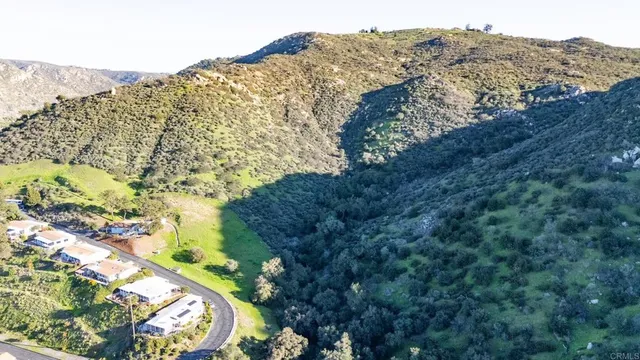 $1,100,000 | 395 Mountain View Road, Bonsall, CA 92003