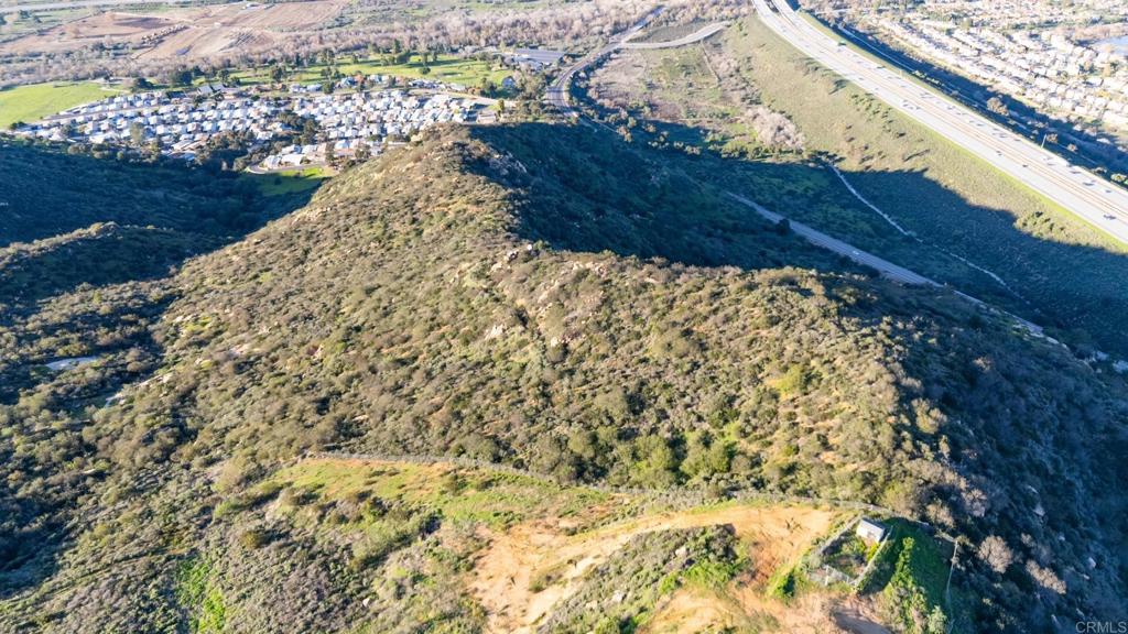 395 Mountain View Road Bonsall, CA 92003 - Photo 3 of 11