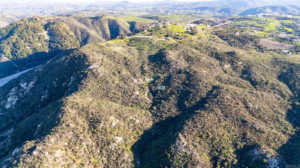 395 Mountain View Road Bonsall, CA 92003 - Photo 8 of 11