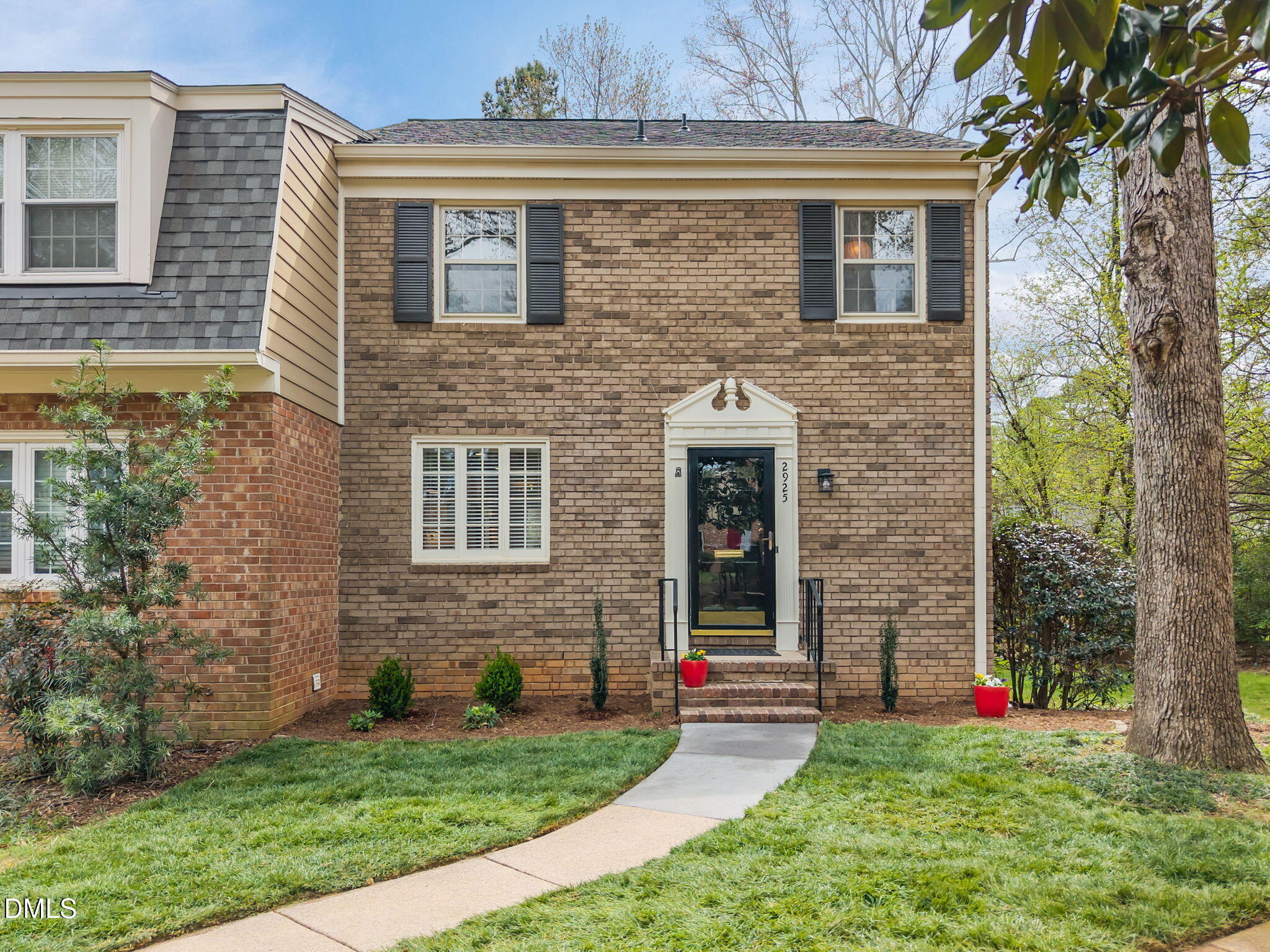 2925 Wycliff Road Raleigh, NC 27607 - Photo 50 of 58 Exterior Front