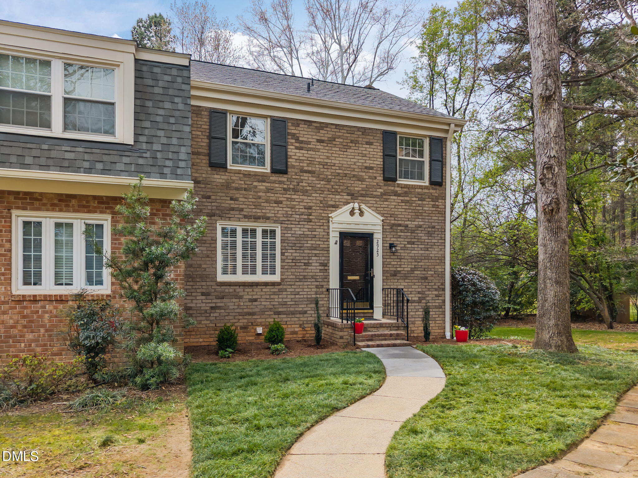 2925 Wycliff Road Raleigh, NC 27607 - Photo 51 of 58 Exterior Front