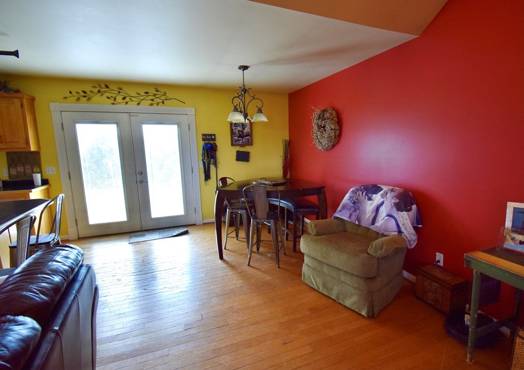 881 Cliffview Road Galax, VA 24333 - Photo 8 of 18 Gallery Image 8