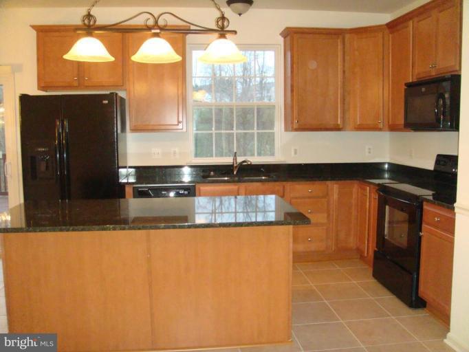 5737 Little Spring Way Frederick, MD 21704 - Photo 2 of 8 Kitchen