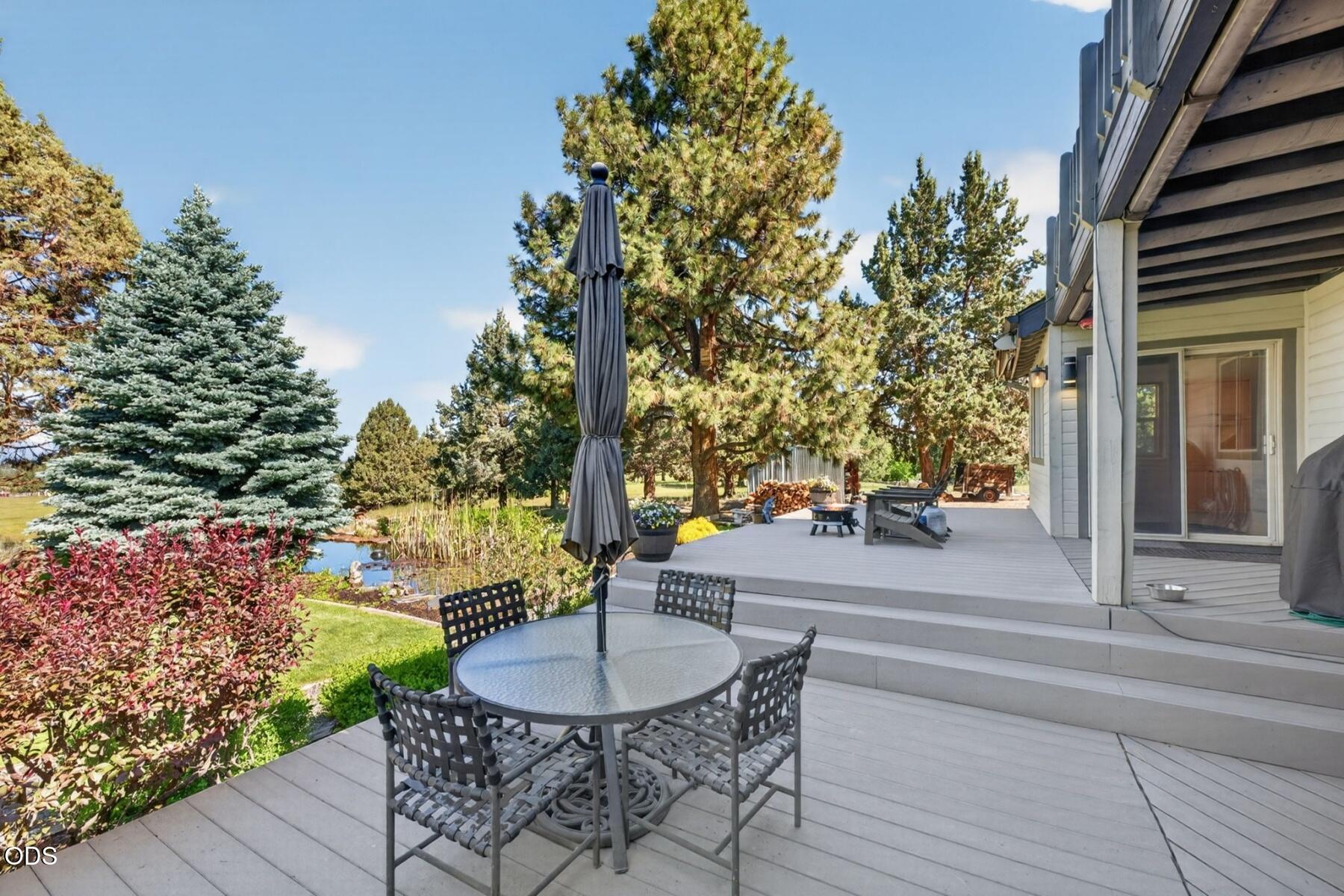 60376 Arnold Market Road Bend, OR 97702 - Photo 46 of 47