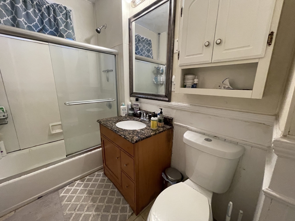 115 Browne Street, Unit 2 Brookline, MA 02446 - Photo 9 of 10