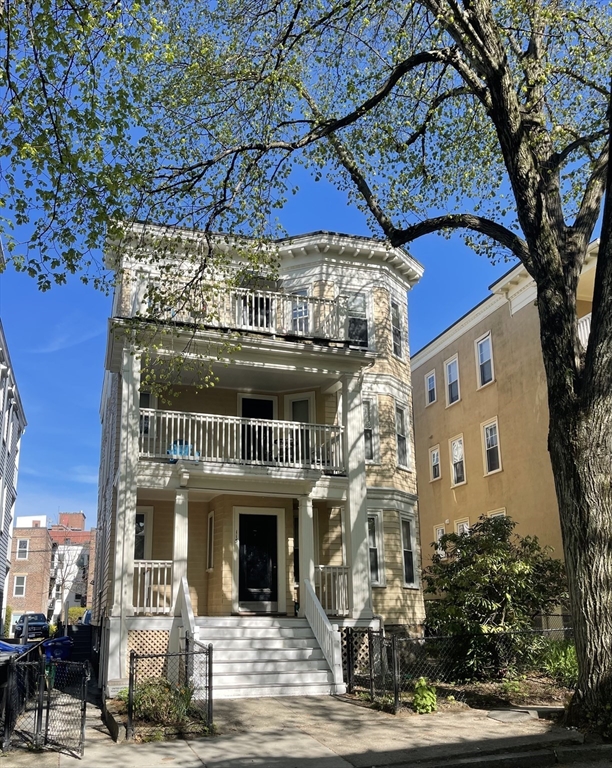 115 Browne Street, Unit 2 Brookline, MA 02446 - Photo 10 of 10