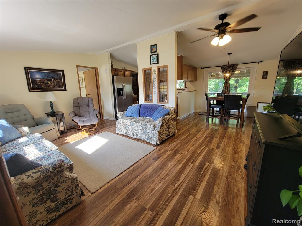 8486 Silver Lake Road Linden, MI 48451 - Photo 2 of 34 Gallery Image 2