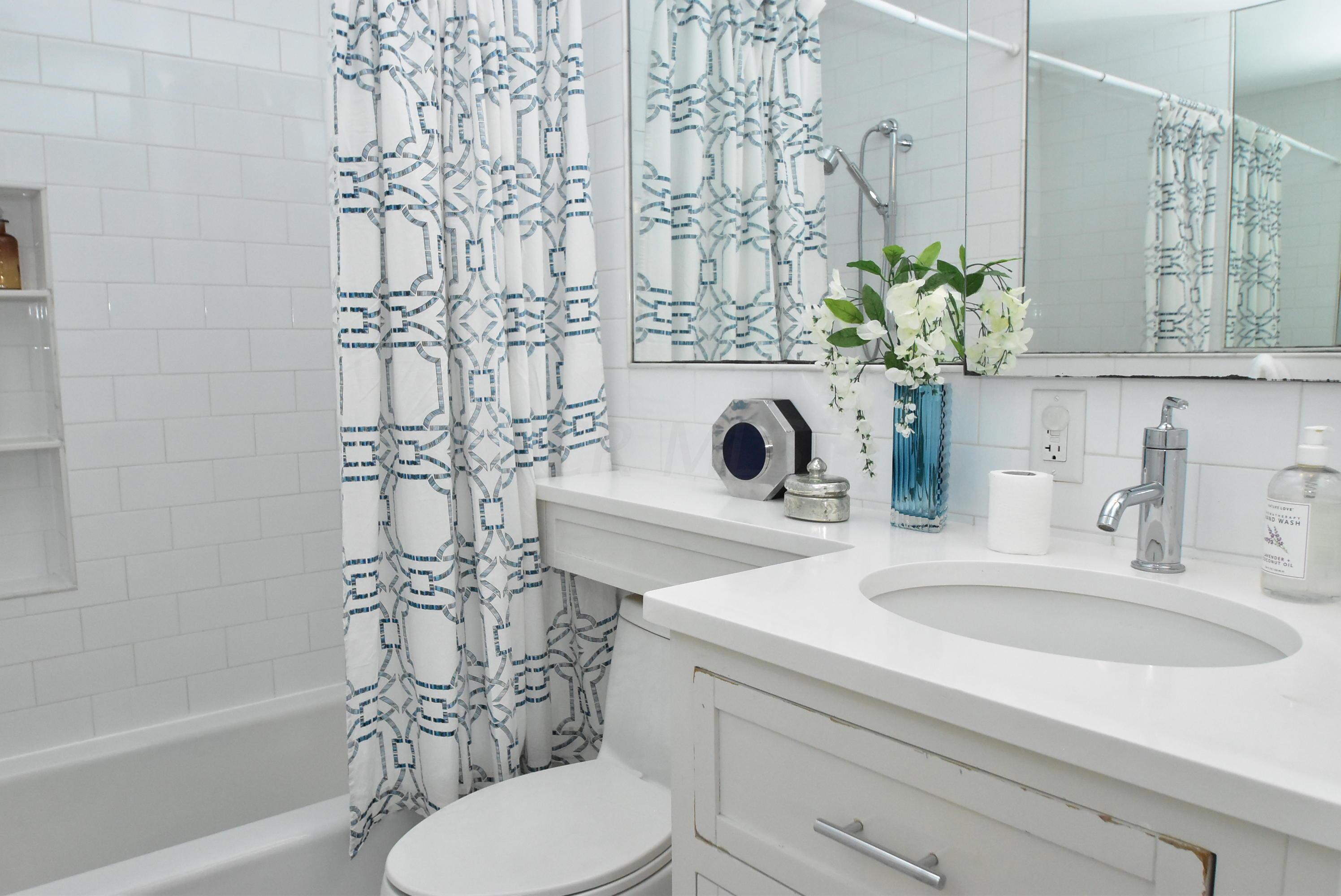 2696 Chester Road Upper Arlington, OH 43221 - Photo 24 of 41 Gallery Image 24