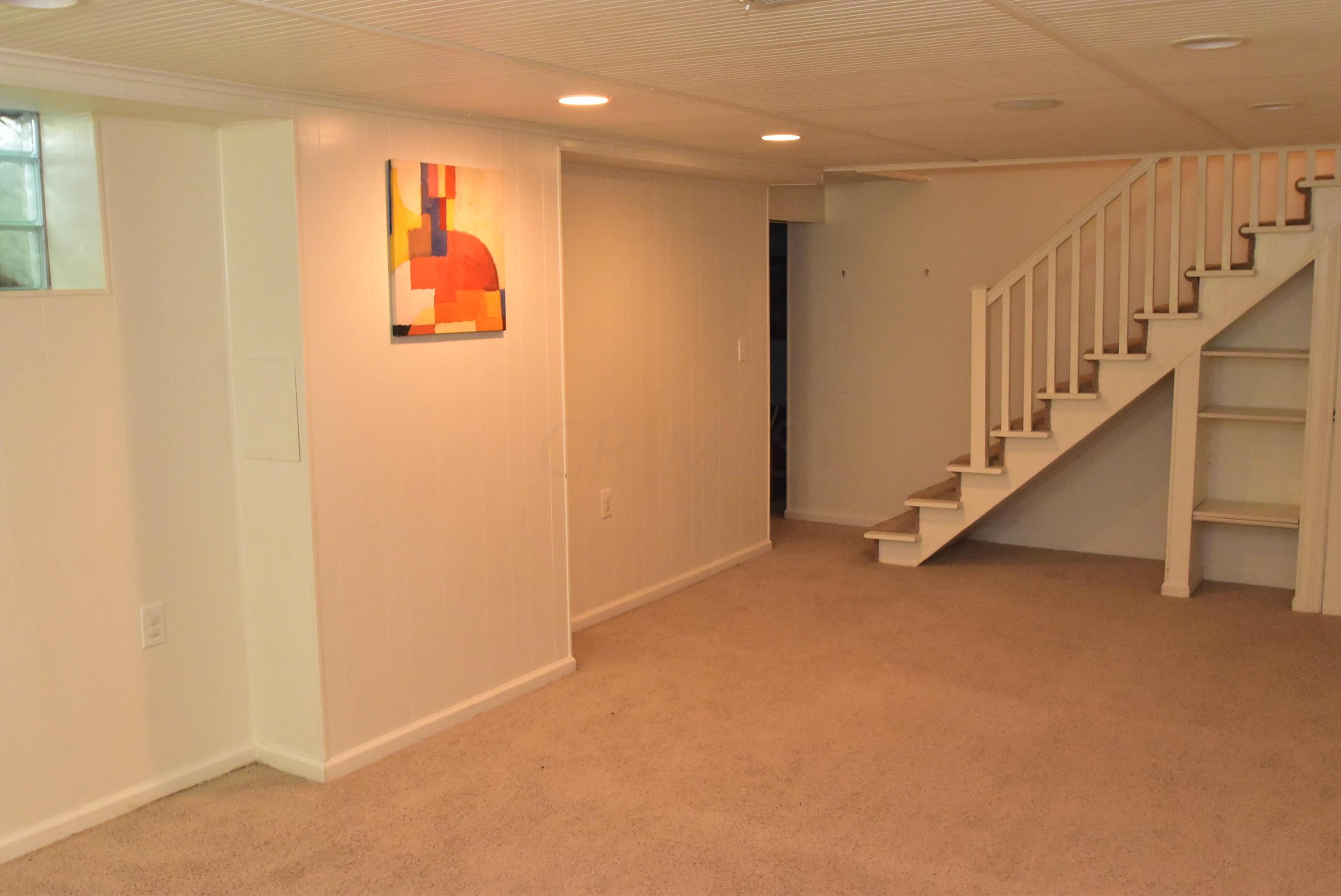 2696 Chester Road Upper Arlington, OH 43221 - Photo 28 of 41 Gallery Image 28