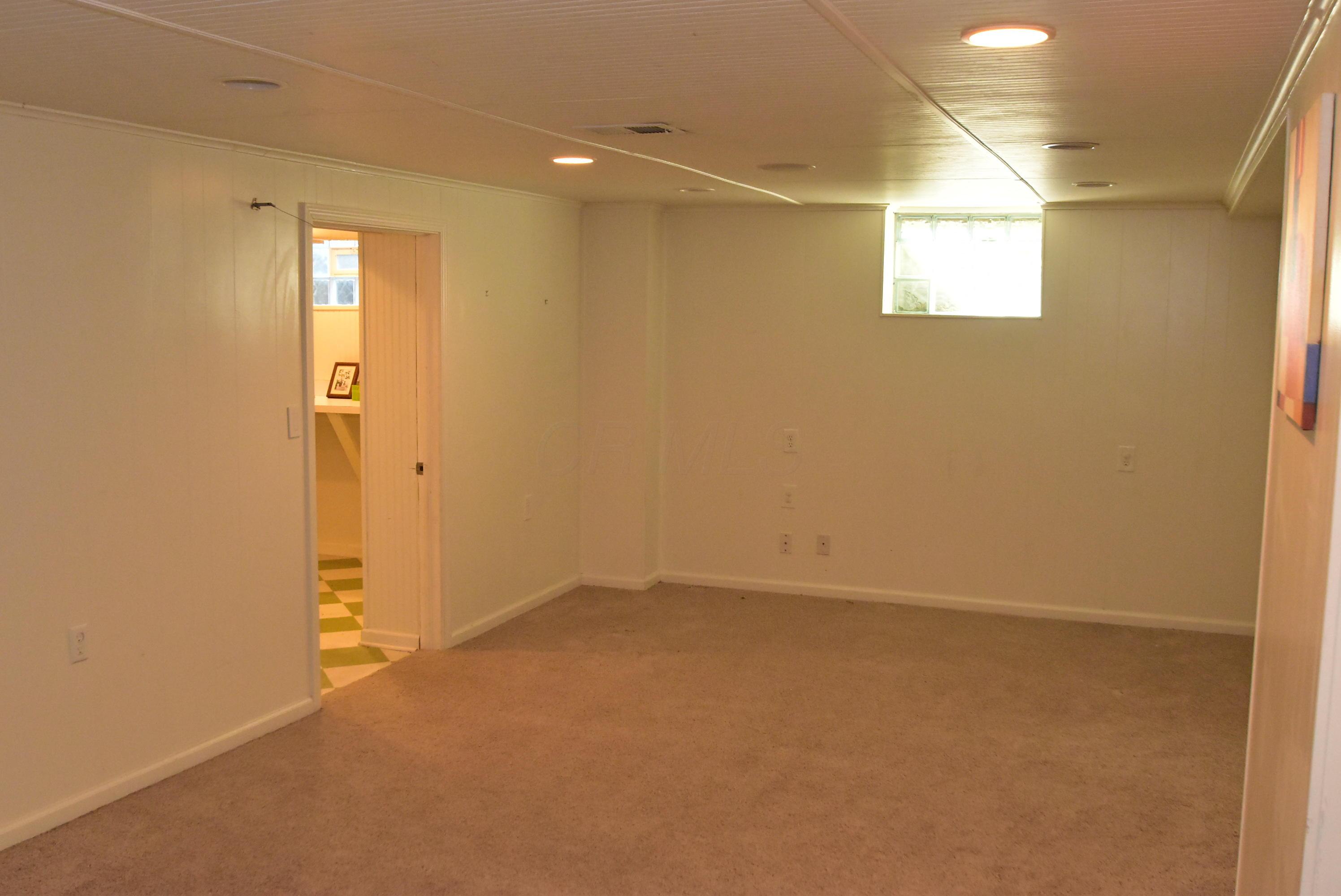 2696 Chester Road Upper Arlington, OH 43221 - Photo 30 of 41 Gallery Image 30