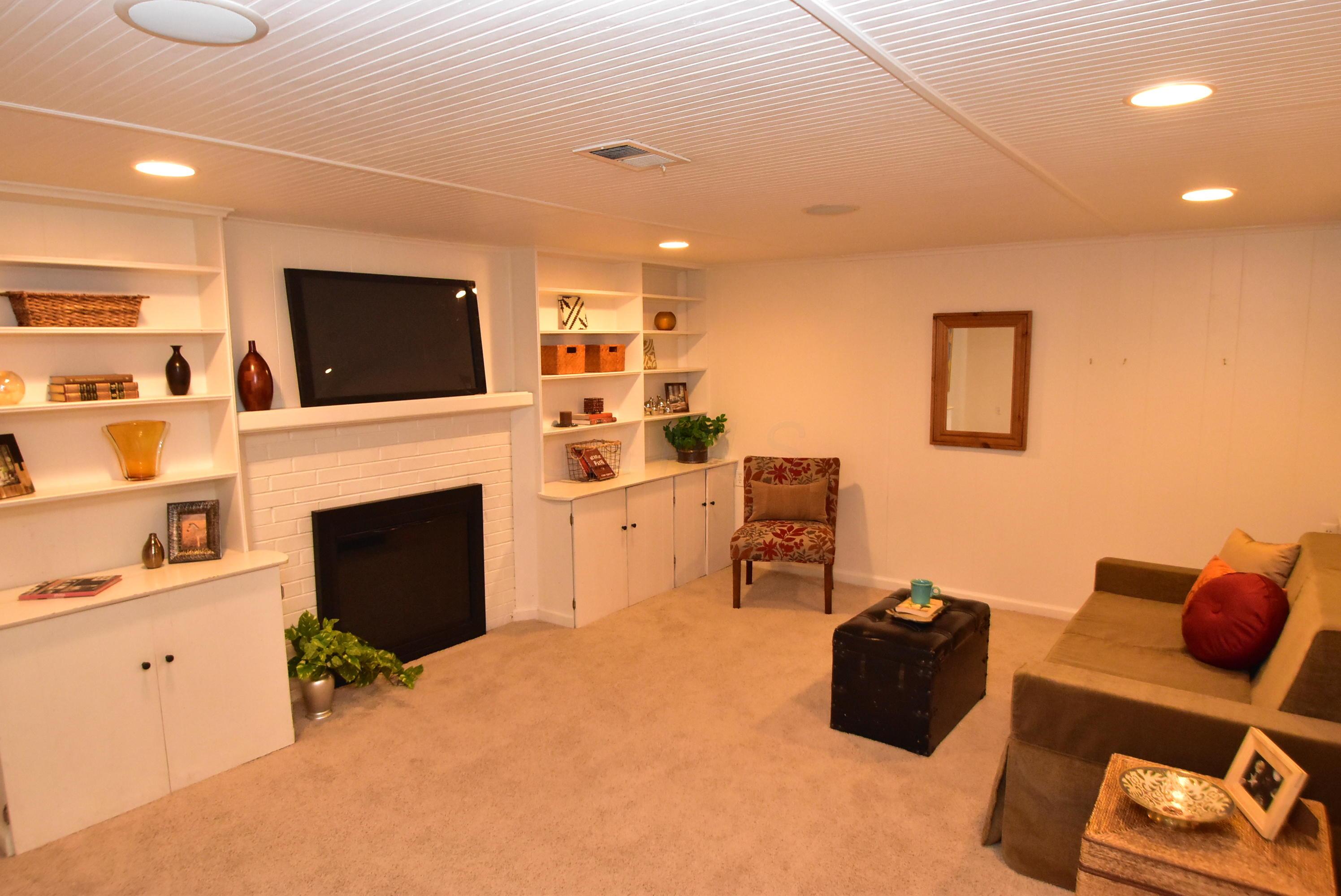 2696 Chester Road Upper Arlington, OH 43221 - Photo 31 of 41 Gallery Image 31