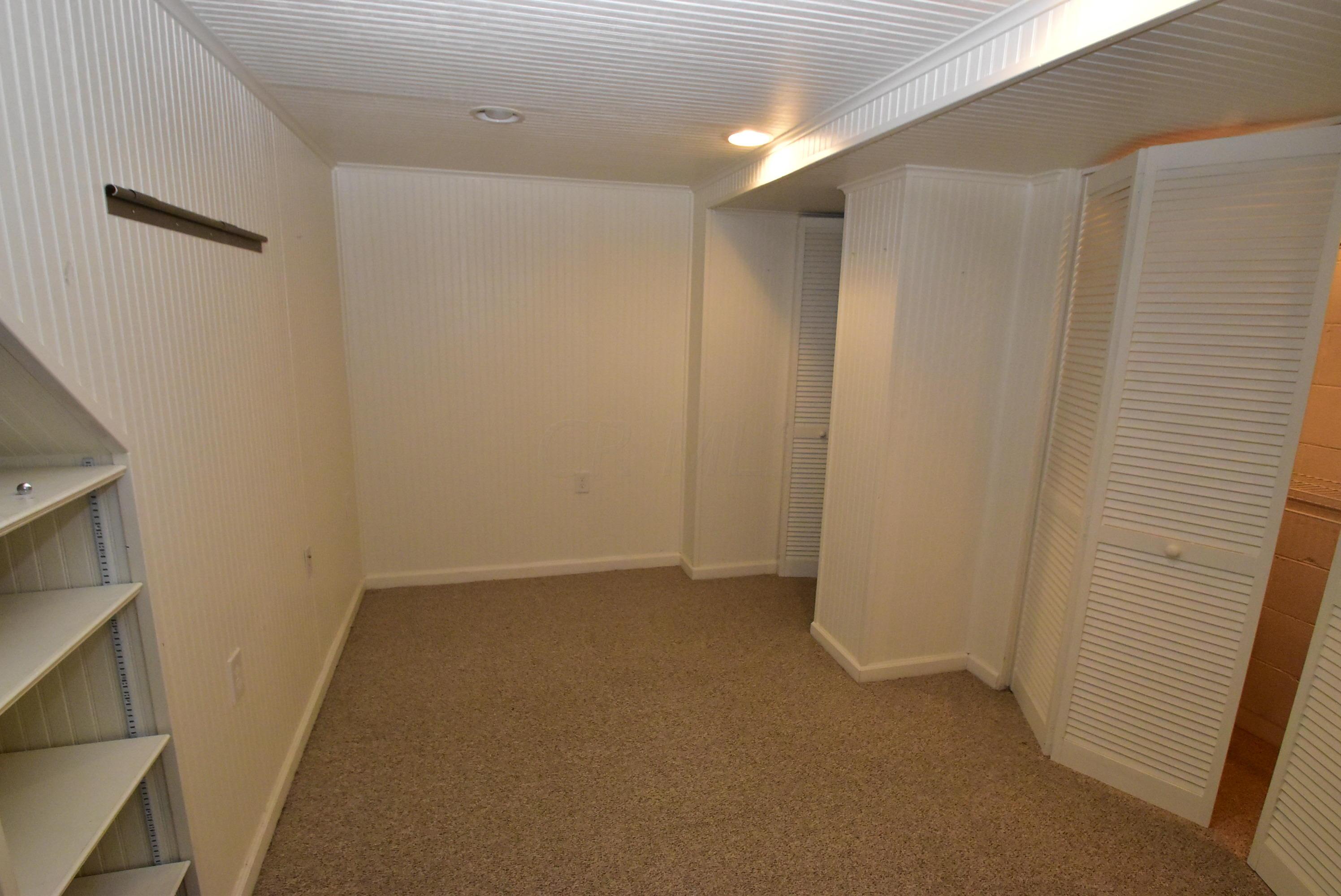 2696 Chester Road Upper Arlington, OH 43221 - Photo 35 of 41 Gallery Image 35
