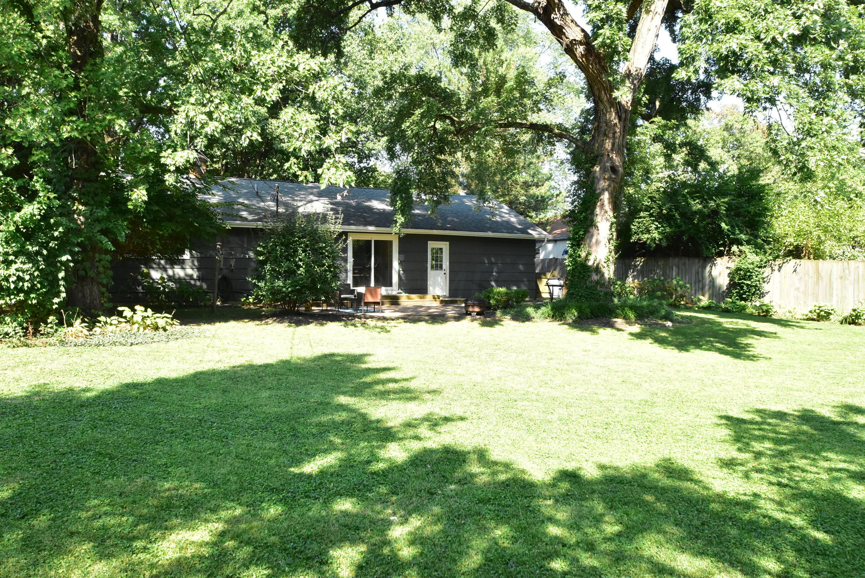 2696 Chester Road Upper Arlington, OH 43221 - Photo 40 of 41 Gallery Image 40