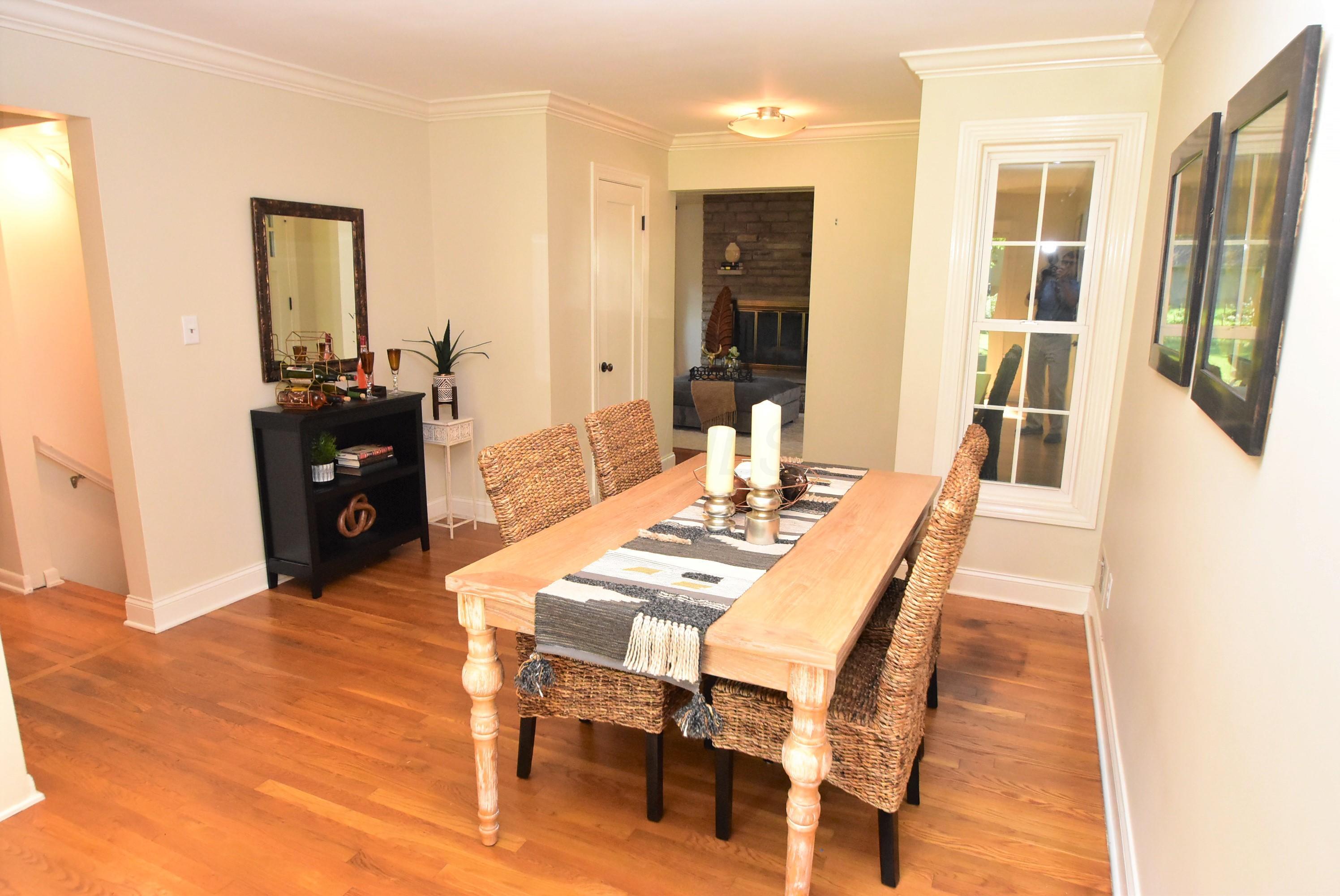 2696 Chester Road Upper Arlington, OH 43221 - Photo 8 of 41 Gallery Image 8