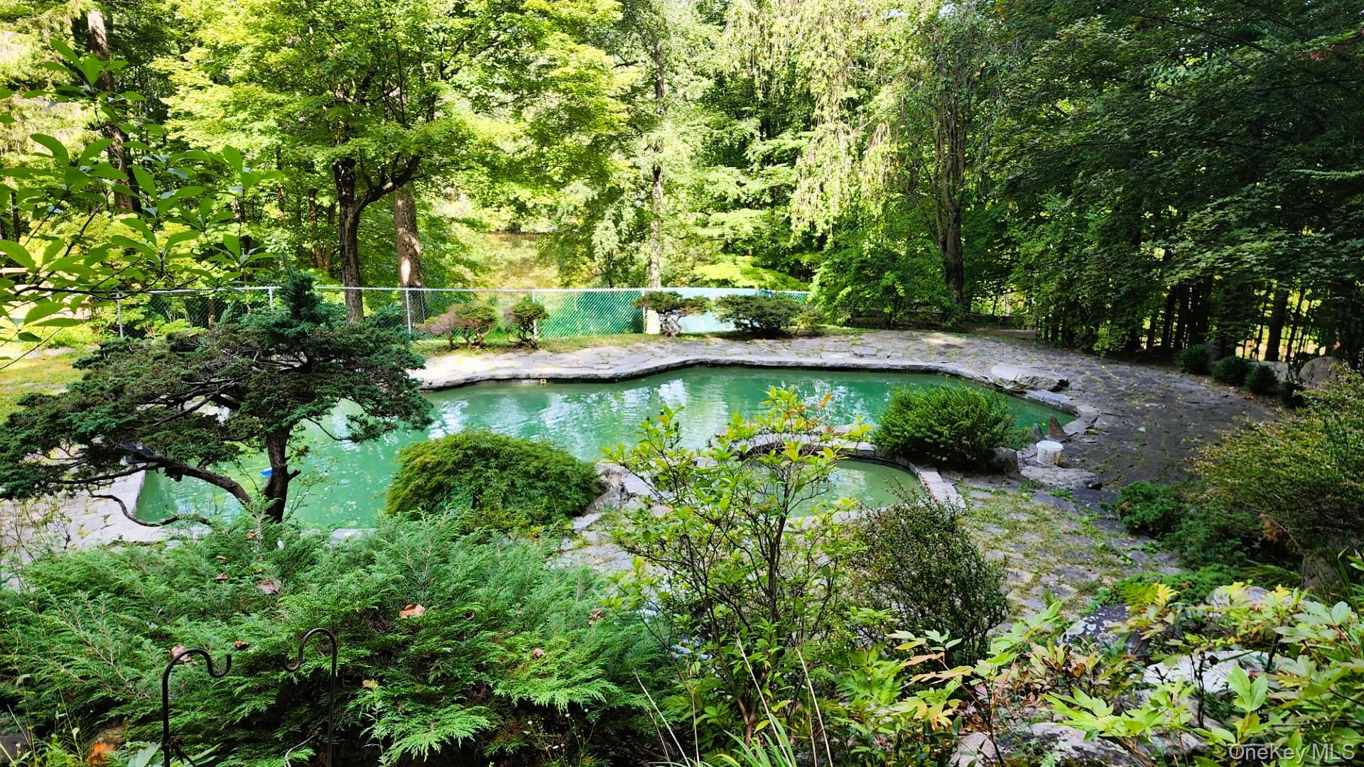 402 Hortontown Road Hopewell Junction, NY 12533 - Photo 11 of 29 a view of a garden with large trees