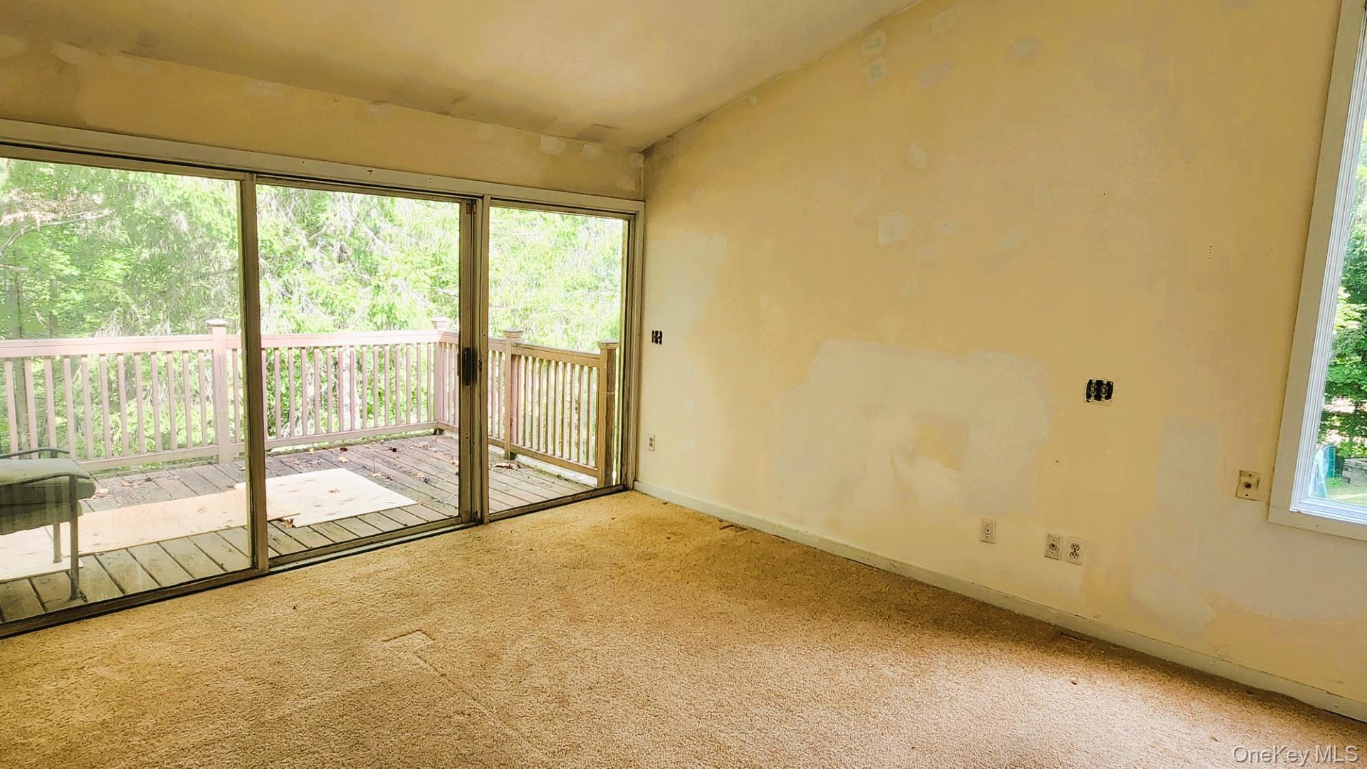 402 Hortontown Road Hopewell Junction, NY 12533 - Photo 20 of 29 a view of an empty room and window