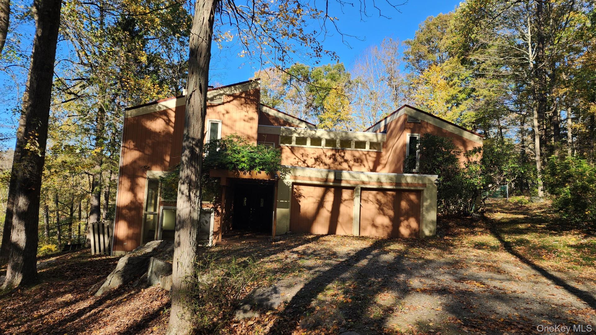 402 Hortontown Road Hopewell Junction, NY 12533 - Photo 2 of 29 a view of a street with a building in the background