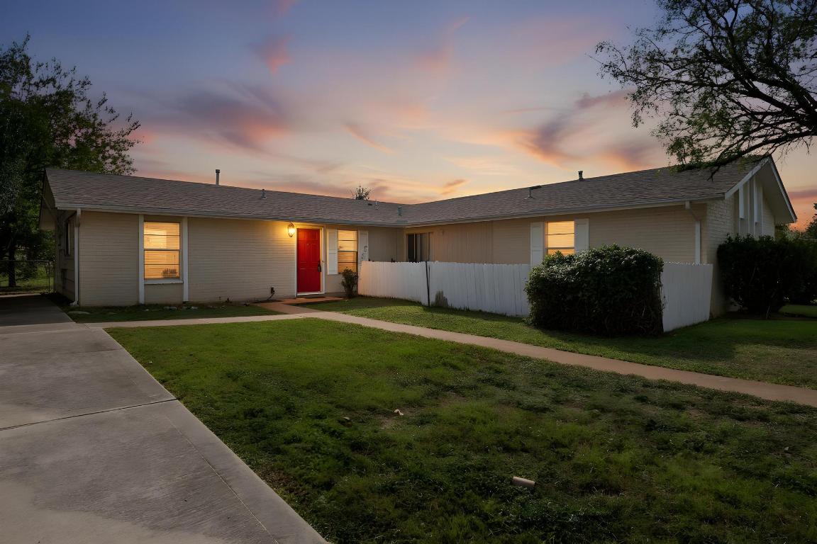 2405 Parker Circle, Unit B Georgetown, TX 78628 - Photo 13 of 23 View of ranch-style home