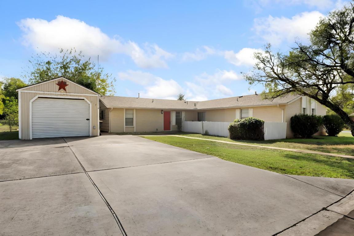 2405 Parker Circle, Unit B Georgetown, TX 78628 - Photo 14 of 23 Single story home with driveway and an attached garage