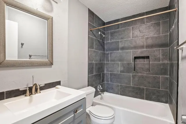 $1,375 | 2405 Parker Circle, Unit B, Georgetown, TX 78628