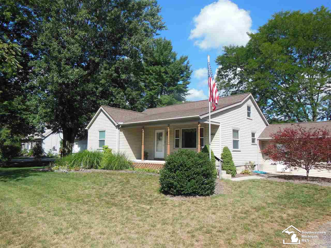 2960 Dean Road Lambertville, MI 48144 - Photo 1 of 25