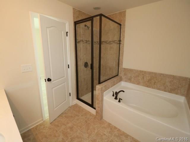 5704 Eleanor Rigby Road, Unit 67 Charlotte, NC 28278 - Photo 6 of 14 Gallery Image 6