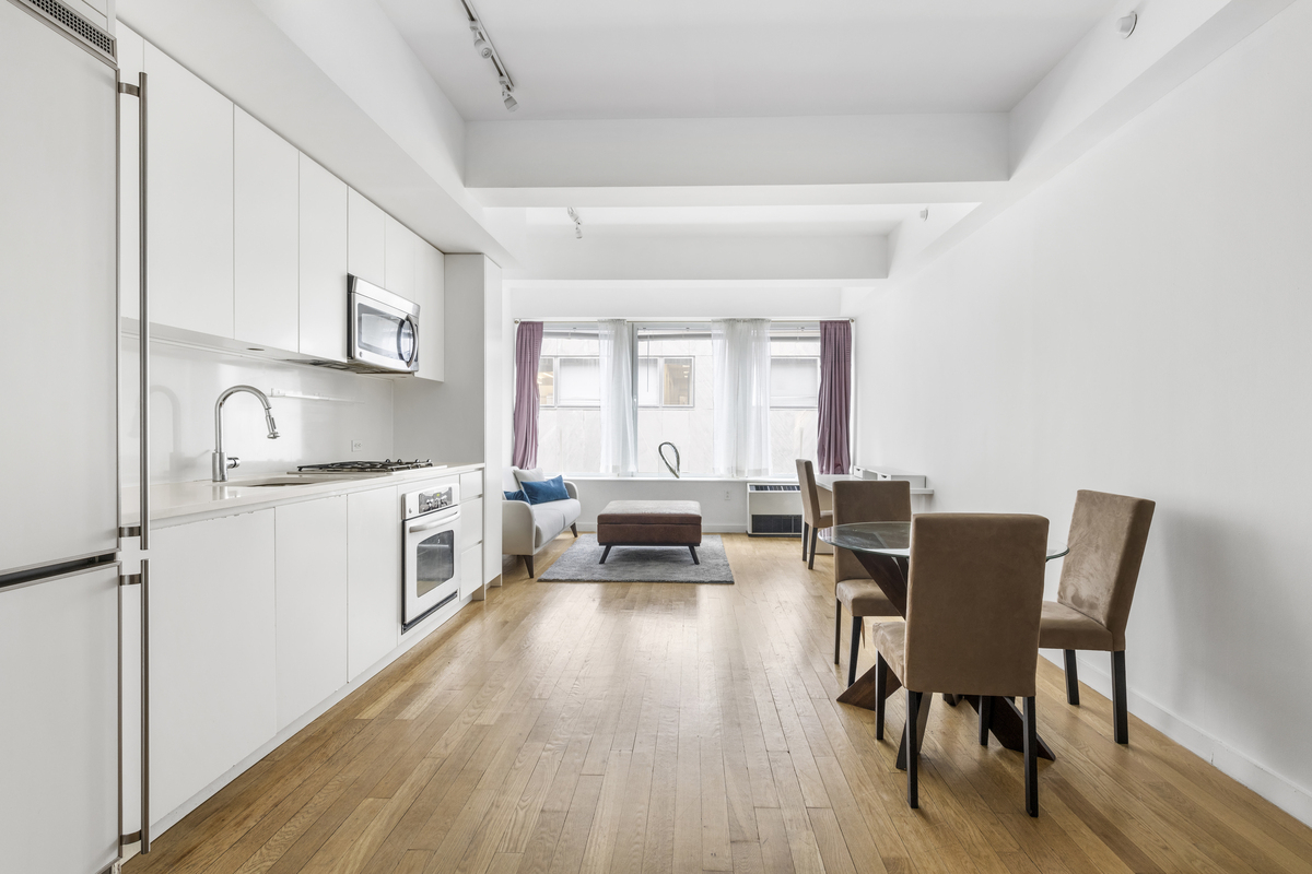 90 William Street, Unit 16E Manhattan, NY 10038 - Photo 5 of 10