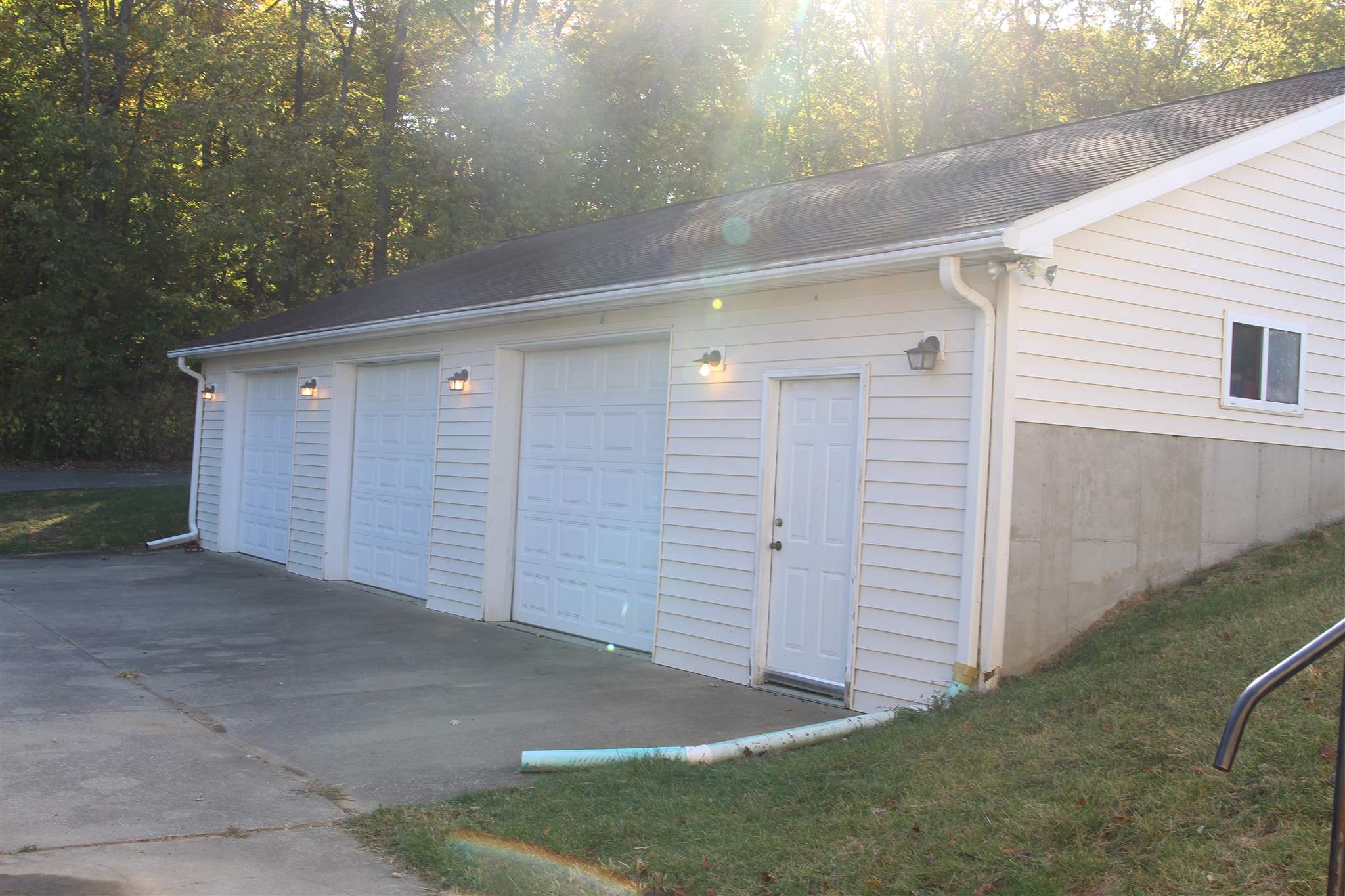 3000 Leatherwood Road Bedford, IN 47421 - Photo 22 of 25