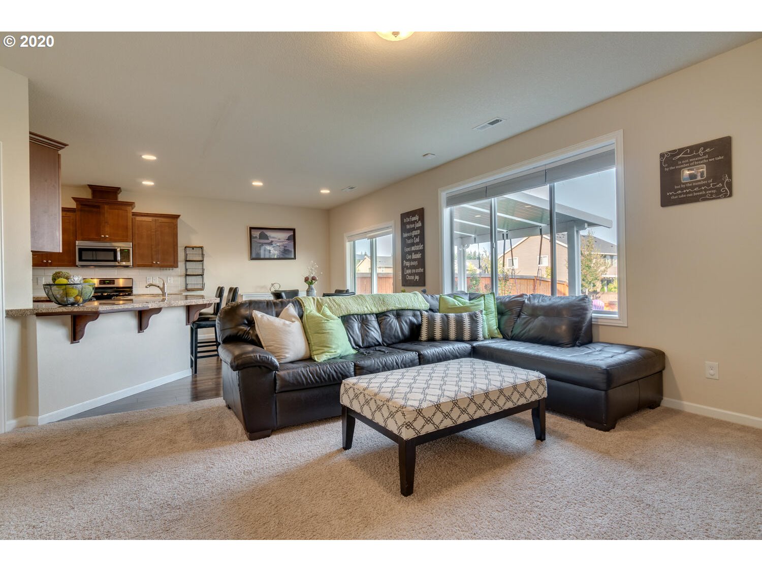 328 North 34th Court Ridgefield, WA 98642 - Photo 4 of 22 Gallery Image 4