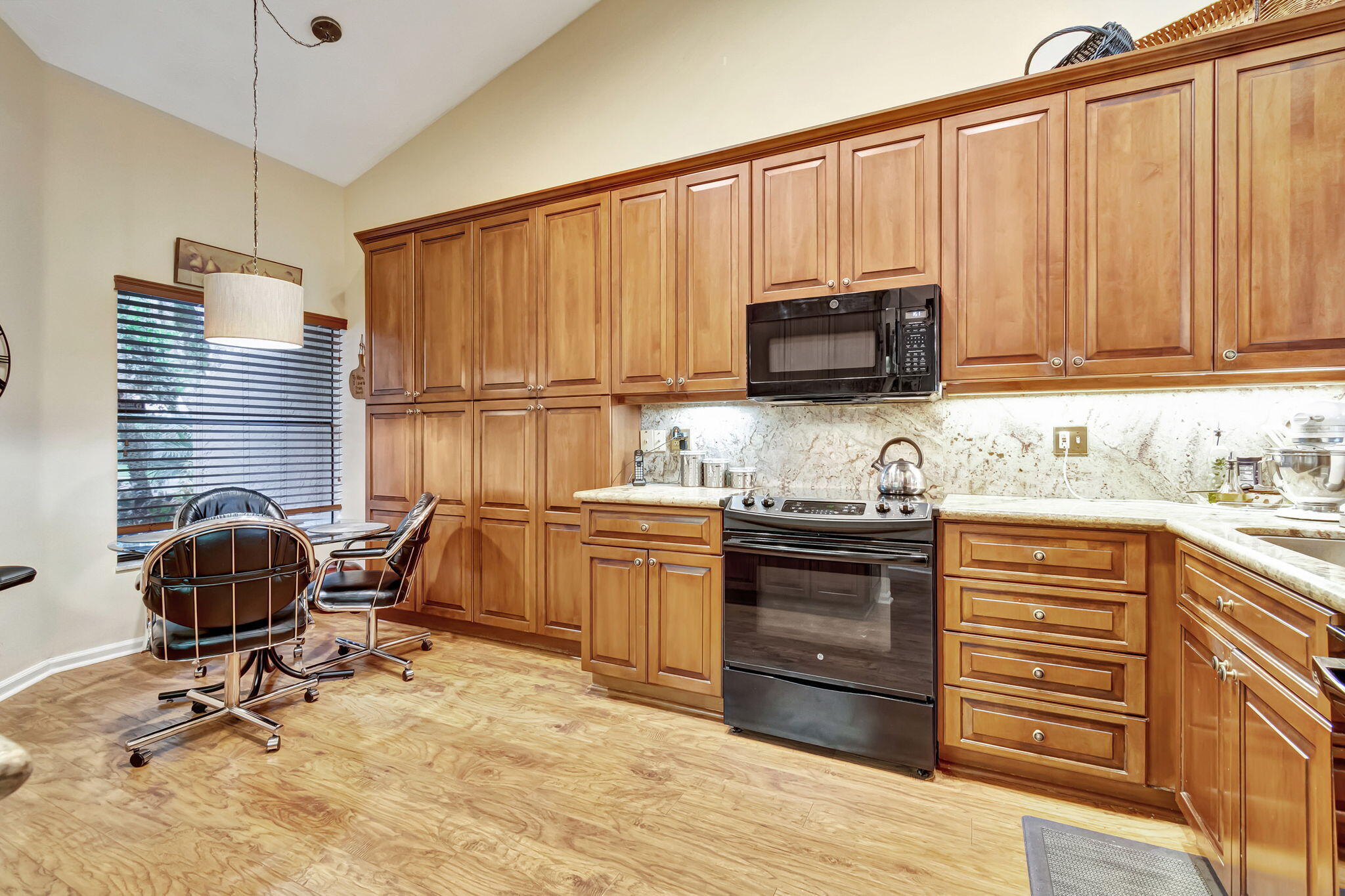 22563 Meridiana Drive Boca Raton, FL 33433 - Photo 17 of 98 40-web-or-mls-DSC_2748