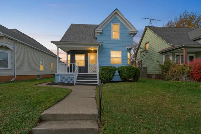 $255,000 | 920 Grove Avenue, Racine, WI 53405